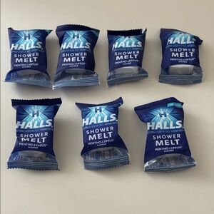 Halls Mentho-Lyptus Shower Melt - Blue